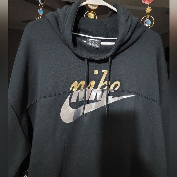 Gold silver cropped hoodie - Picture 4 of 6